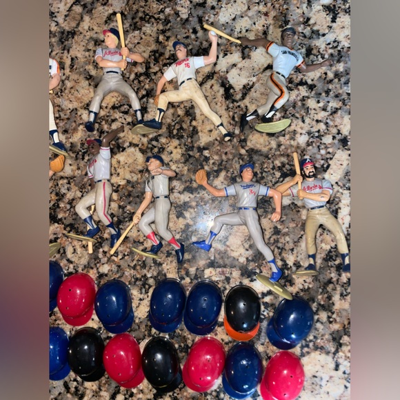 Baseball MLB 1989 collectible lot of players and hats - Picture 4 of 6